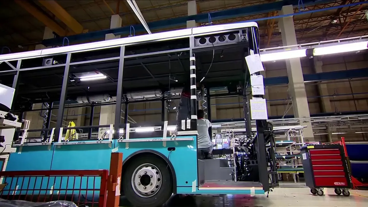 karsan katarlilara satiliyor iddialarina cevap verdi karsan katarlilara satiliyor iddialarina cevap verdi