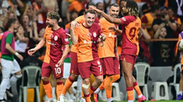 Galatasaray evinde 'tur'ladı
