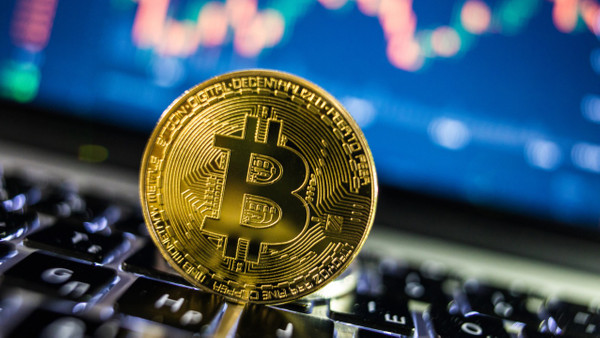 Bitcoin 2 ayın en düşük seviyesini gördü