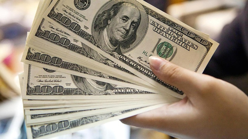 Dolar/TL rekor seviyeyi gördü