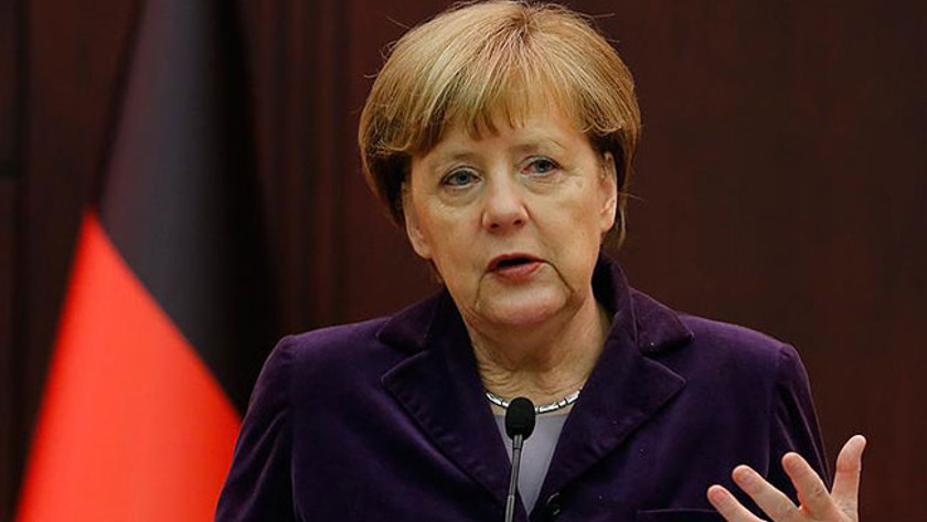 Merkel'den Mesut Özil açıklaması