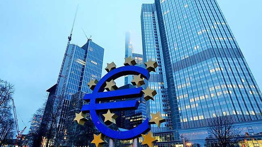 ECB, faizleri sabit tuttu