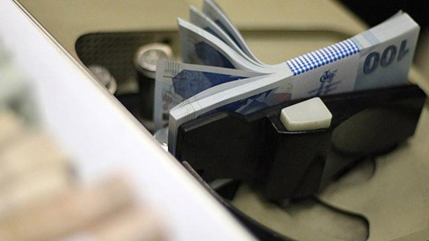 Bütçe Şubat’ta 17 milyar lira açık verdi