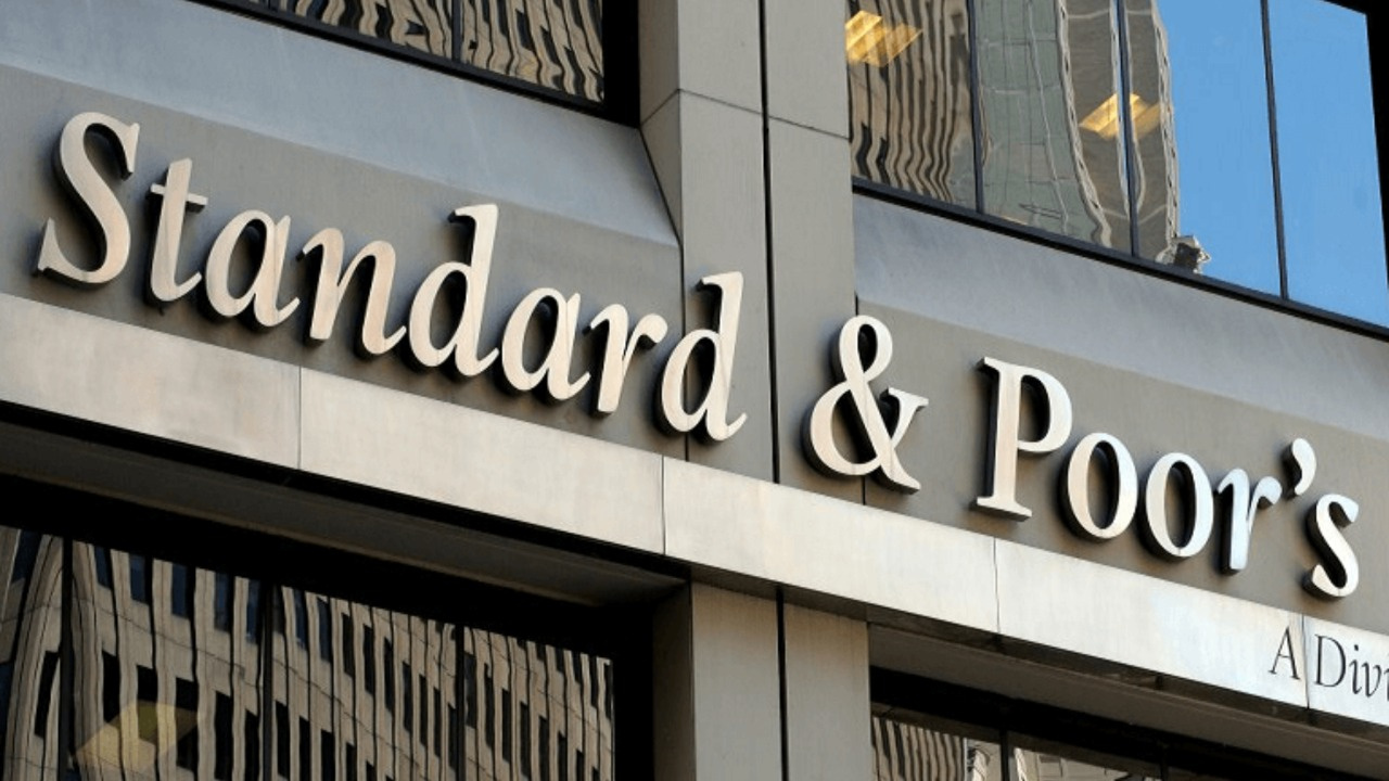 S&P, Türkiye'nin kredi notunu pozitife yükseltti