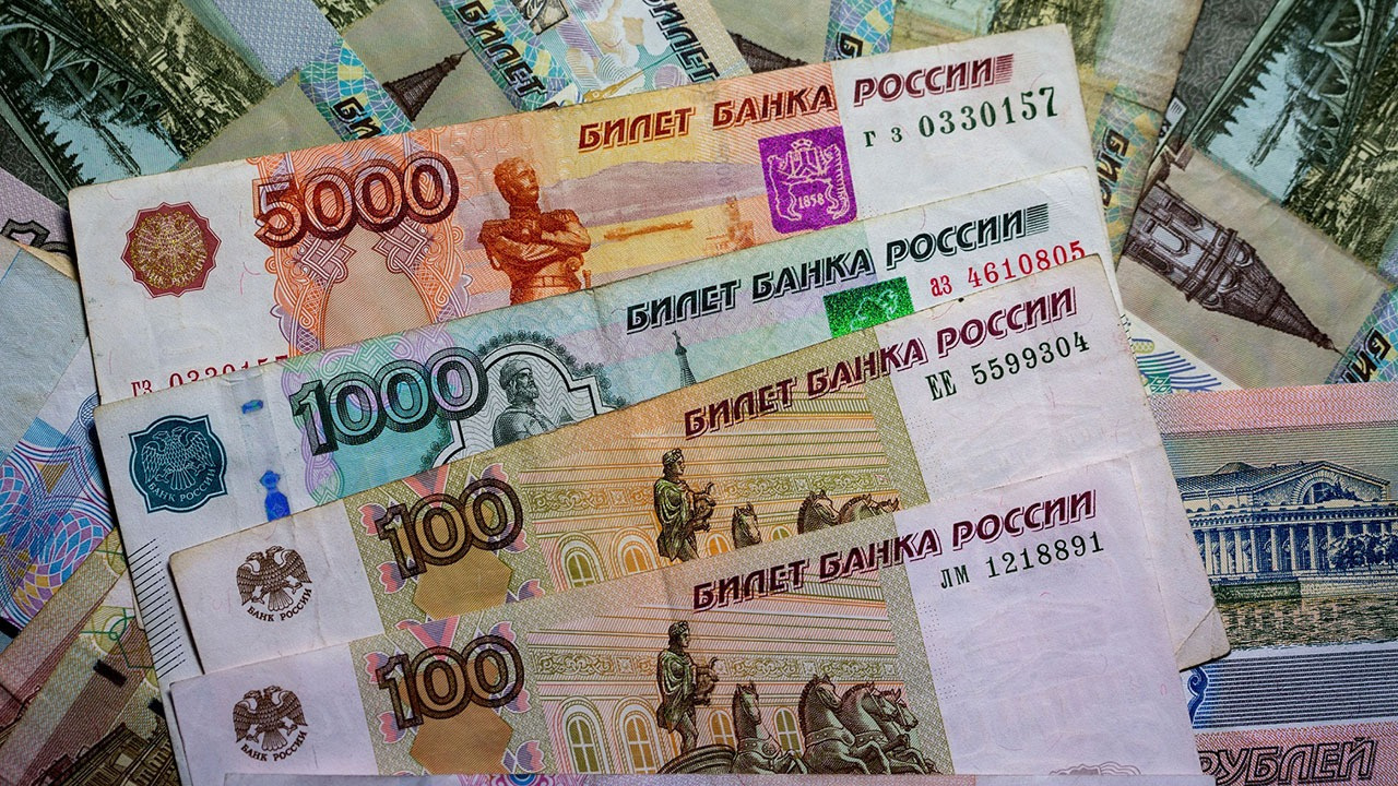 Rus piyasalarında düşüş devam ediyor