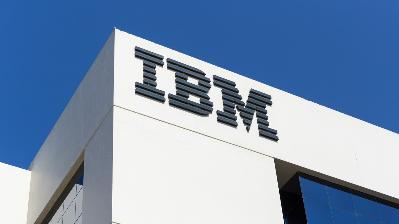 IBM'in geliri 2021'in 4. çeyreğinde arttı