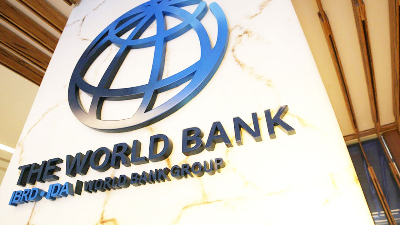 Dünya Bankası küresel büyüme tahmini artırdı