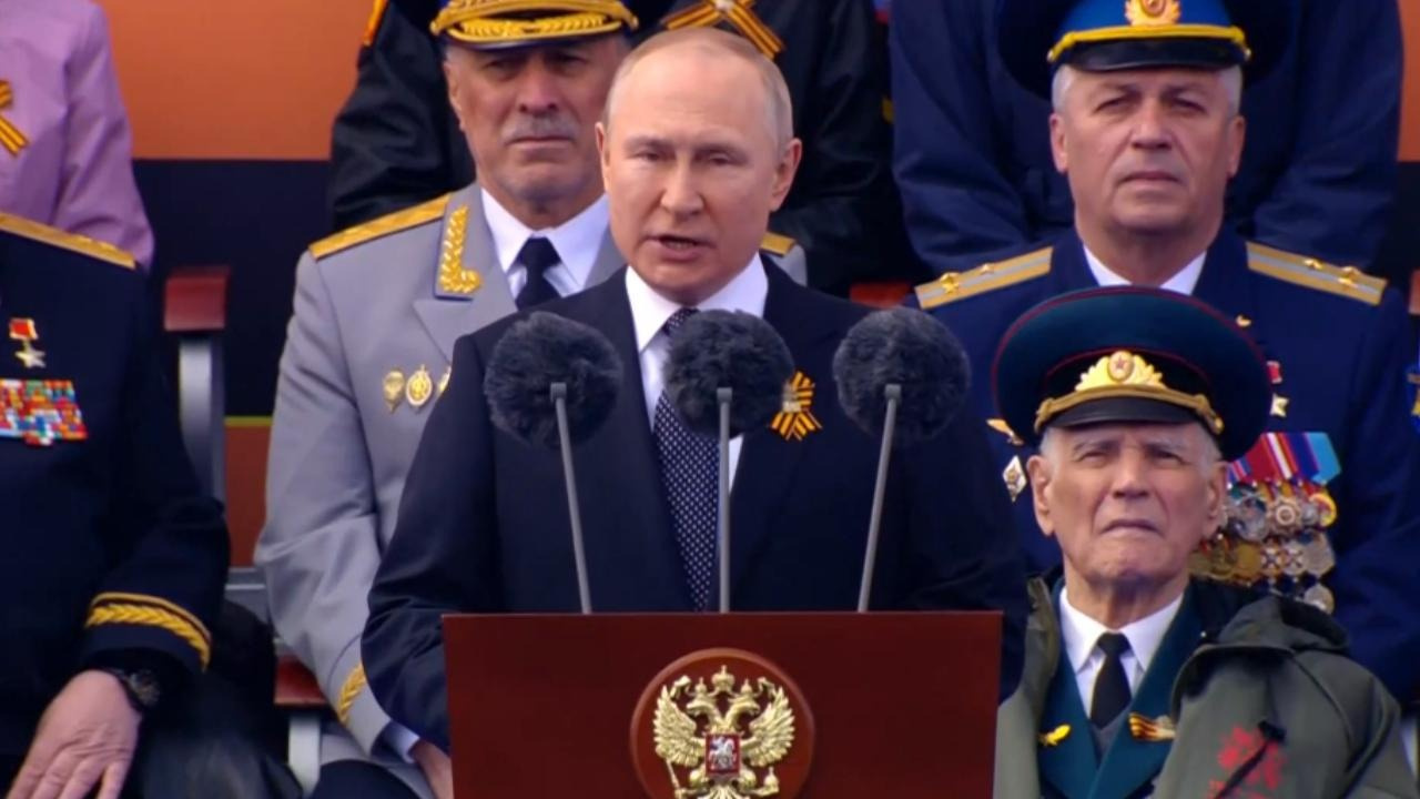 Putin: 'Silahlı kuvvetlerimiz daha da güçlenecek'