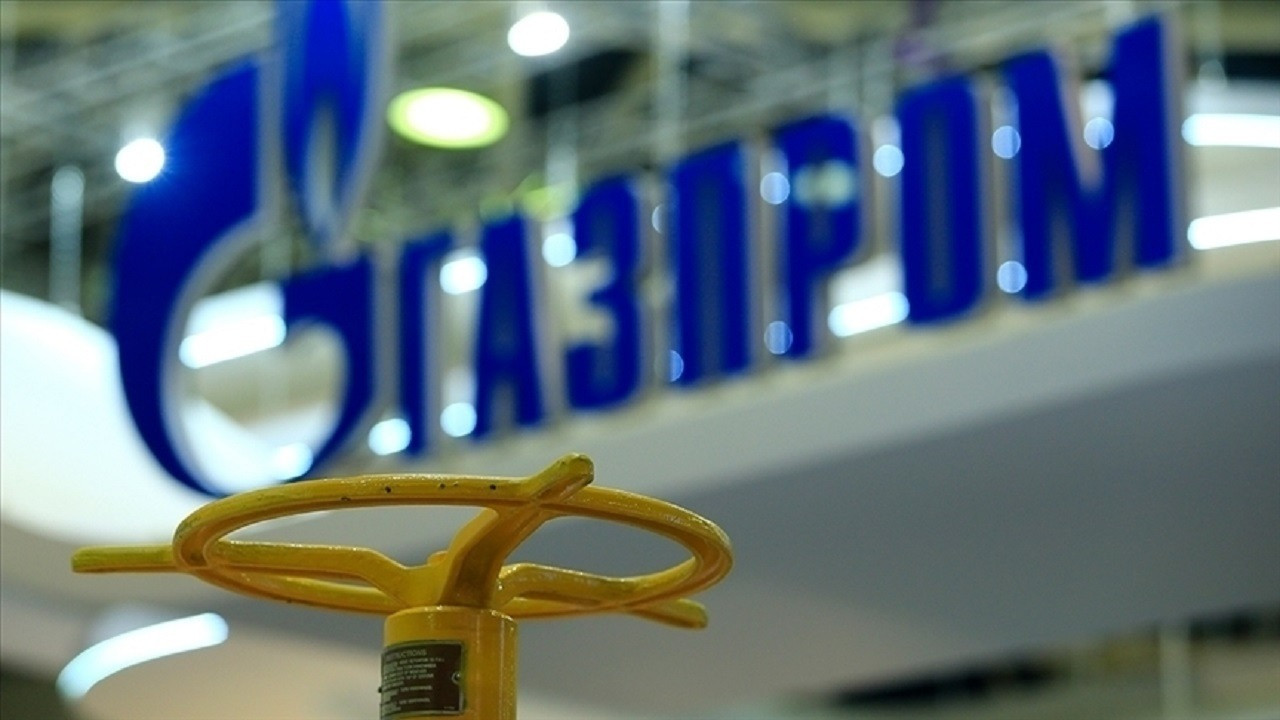 Gazprom, Azerbaycan'a gaz sevkiyatını başlattı