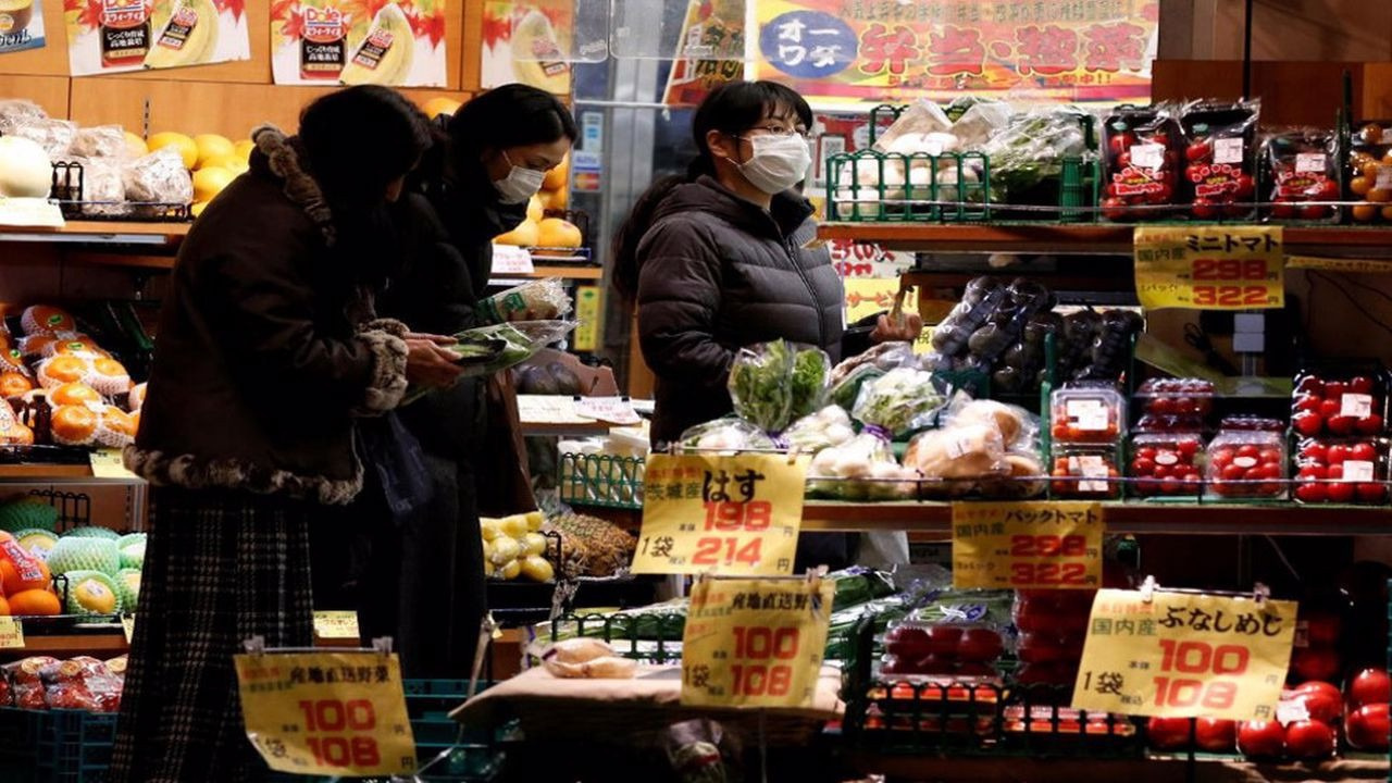 Tokyo'da enflasyon 42 yılın zirvesinde