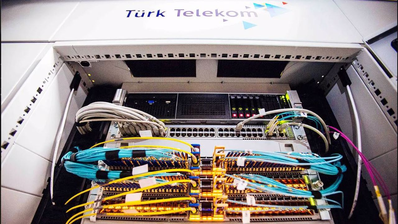 Türk Telekom yıllık gelirini yüzde 9,6 artırdı