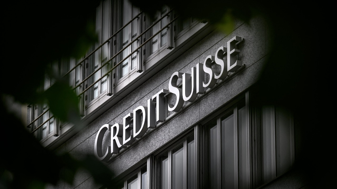 Credit Suisse'ten ilk çeyrekte 69 milyar dolarlık çıkış yaşandı