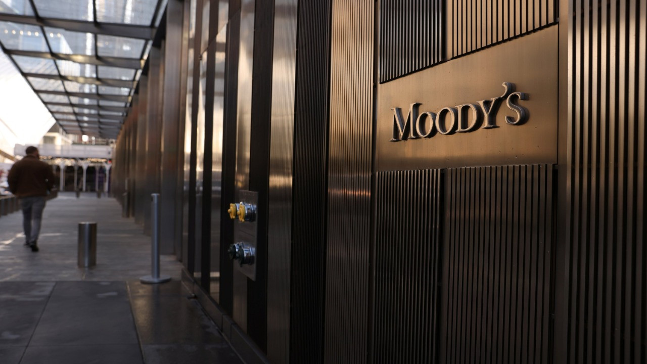 Moody’s’ten ABD’ye kredi notu uyarısı