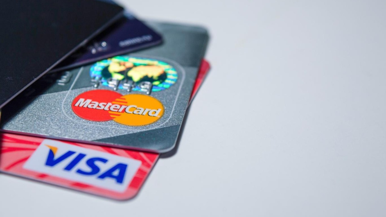 Kredi kartı faizleri arttırıldı