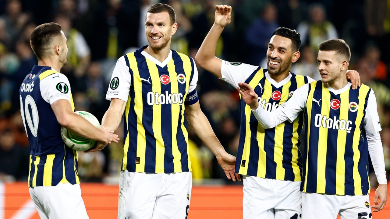 Fenerbahçe farka koştu turu geçti