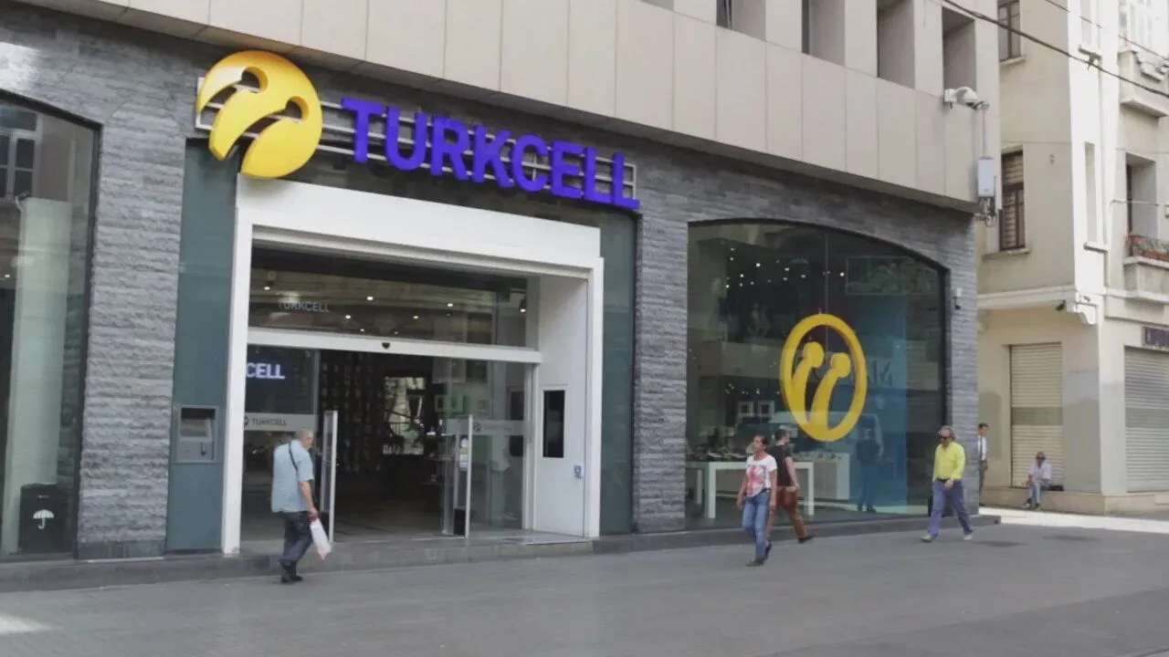 Turkcell hissesinde hedef fiyatını yükseltti