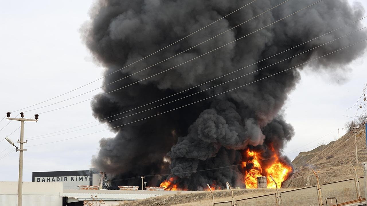 Halka açık şirketin fabrikasında yangın!