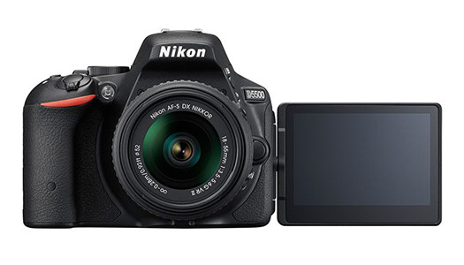 Nikon ilk dokunmatik ekranlı DSLR makinesini tanıttı