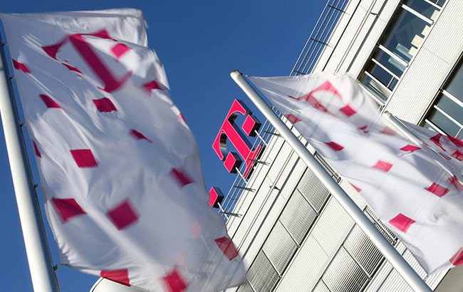 Telekom devi lüks otomobilleri solladı