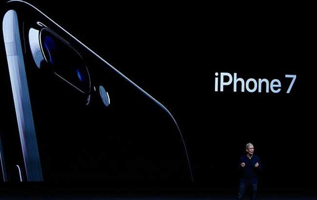 iPhone 7 ve Apple Watch 7, 7 Ekim'de Turkcell'de