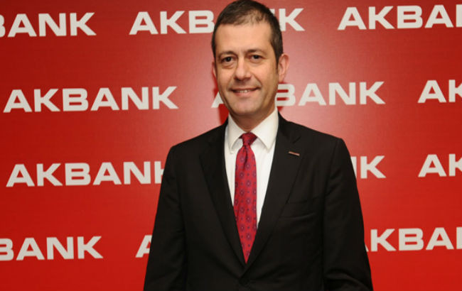 Akbank'tan ekonomiye 235 milyar lira kredi desteği